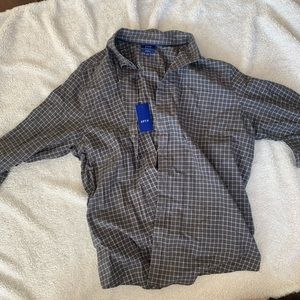 Men’s gray checked shirt